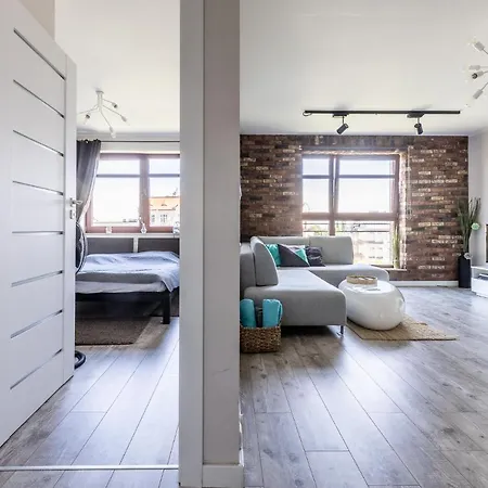 Apartment River View Motlawa Gdansk By Renters